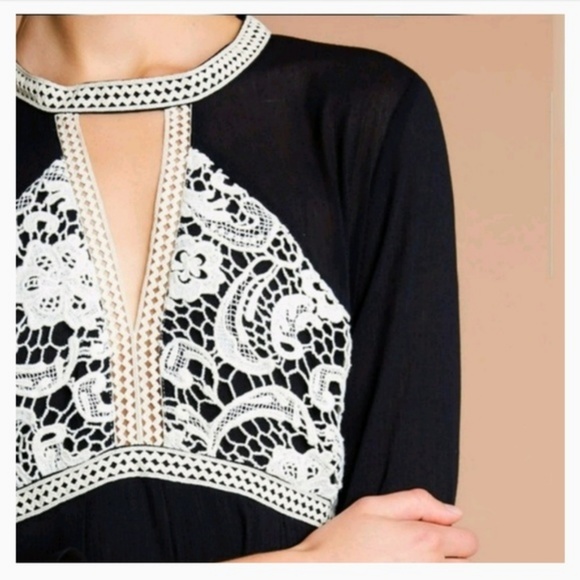 Boho Lace Front Dress - Picture 4 of 4